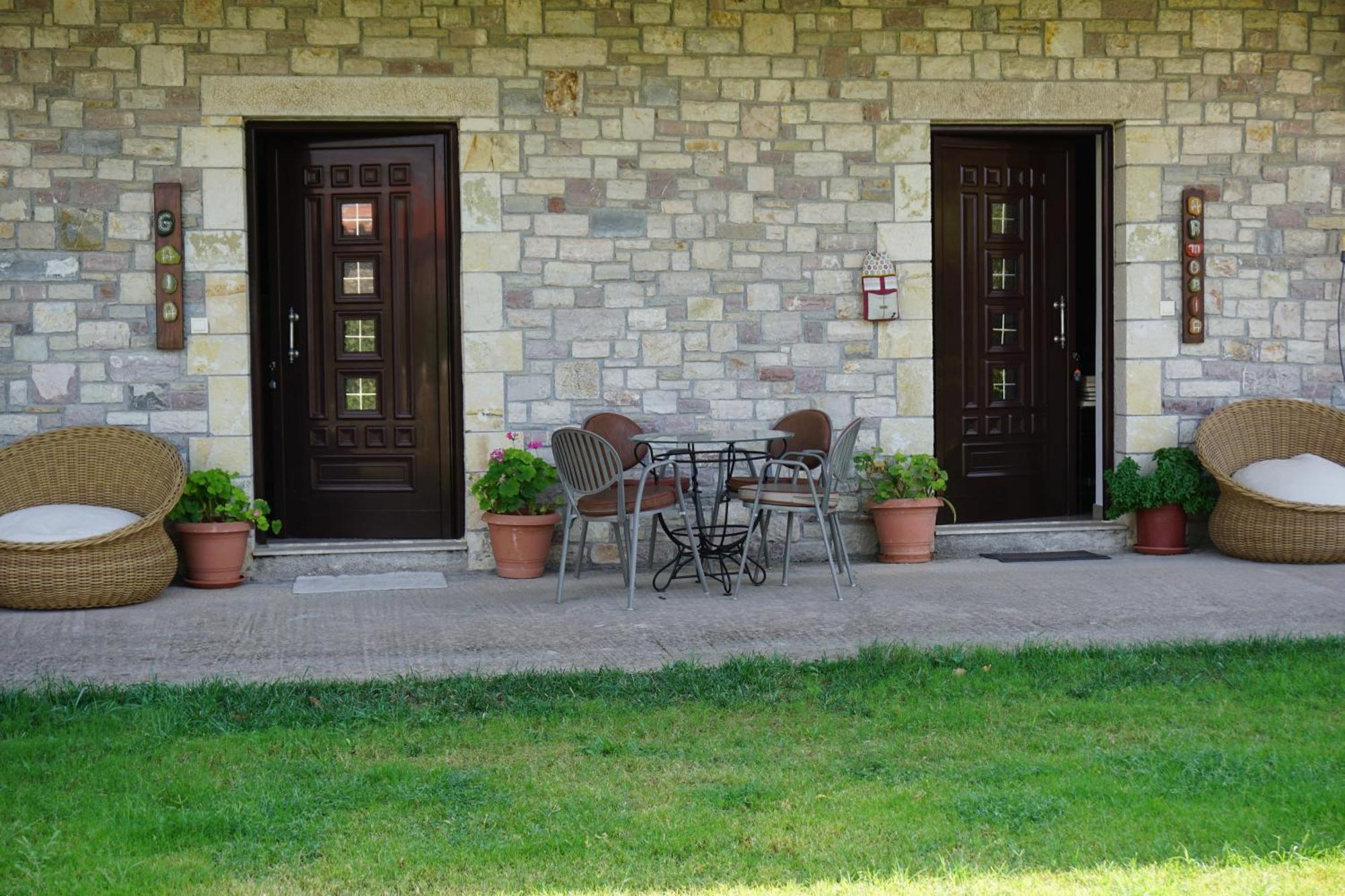 Miterra Cozy Apartments Andritsaina Exterior photo
